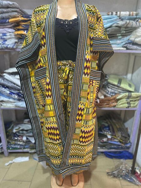 Ensemble kimono ethnique