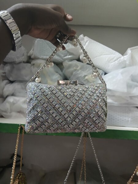 Sac à main pailleté élégant