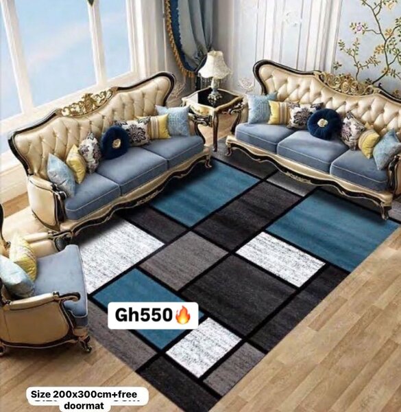 Luxurious and soft patterned carpet