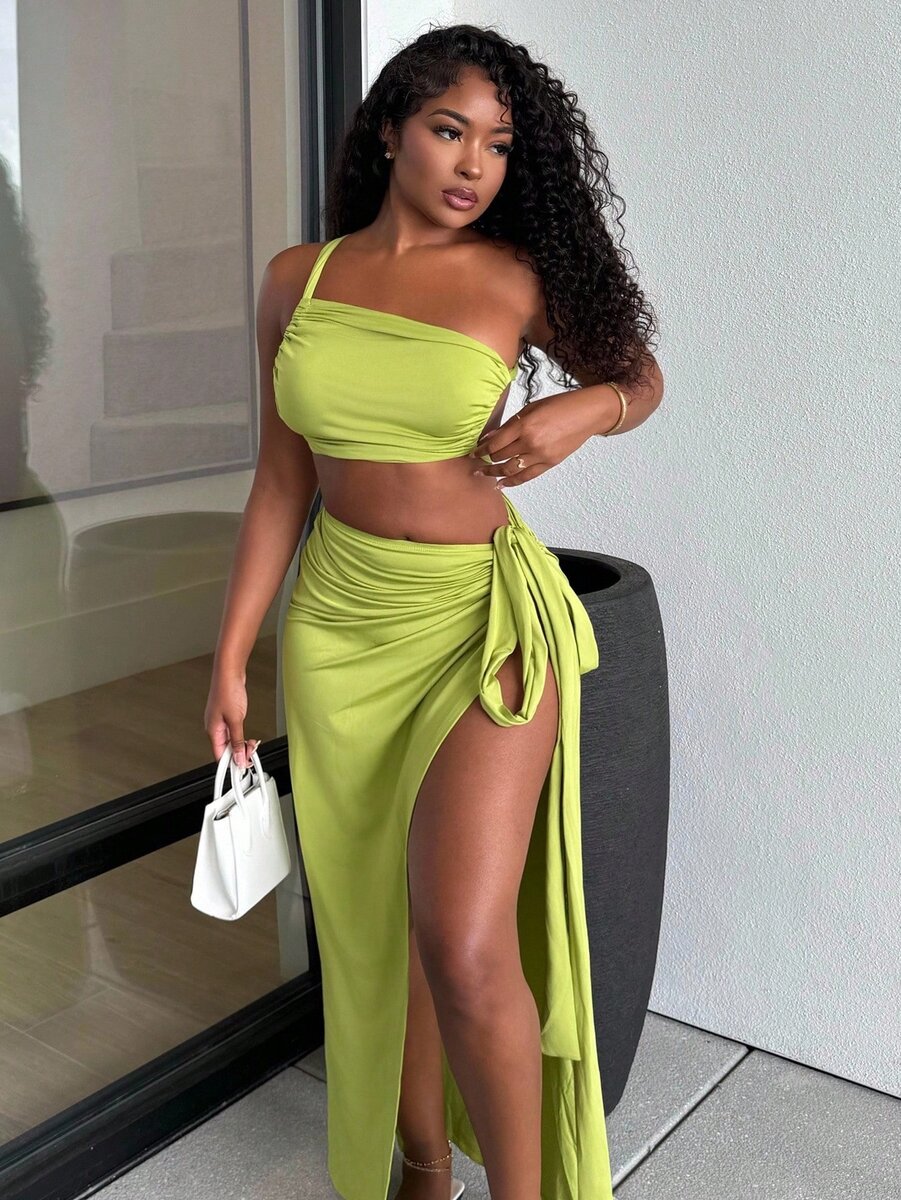 Robe chic à fente élégante