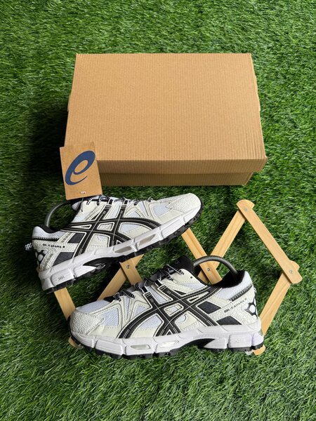 Chaussures de course légères