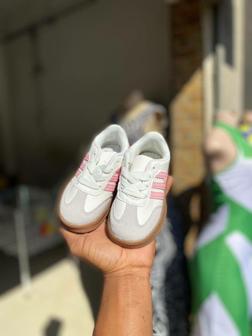 Samba sneakers