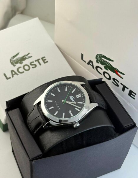 Montre Lacoste