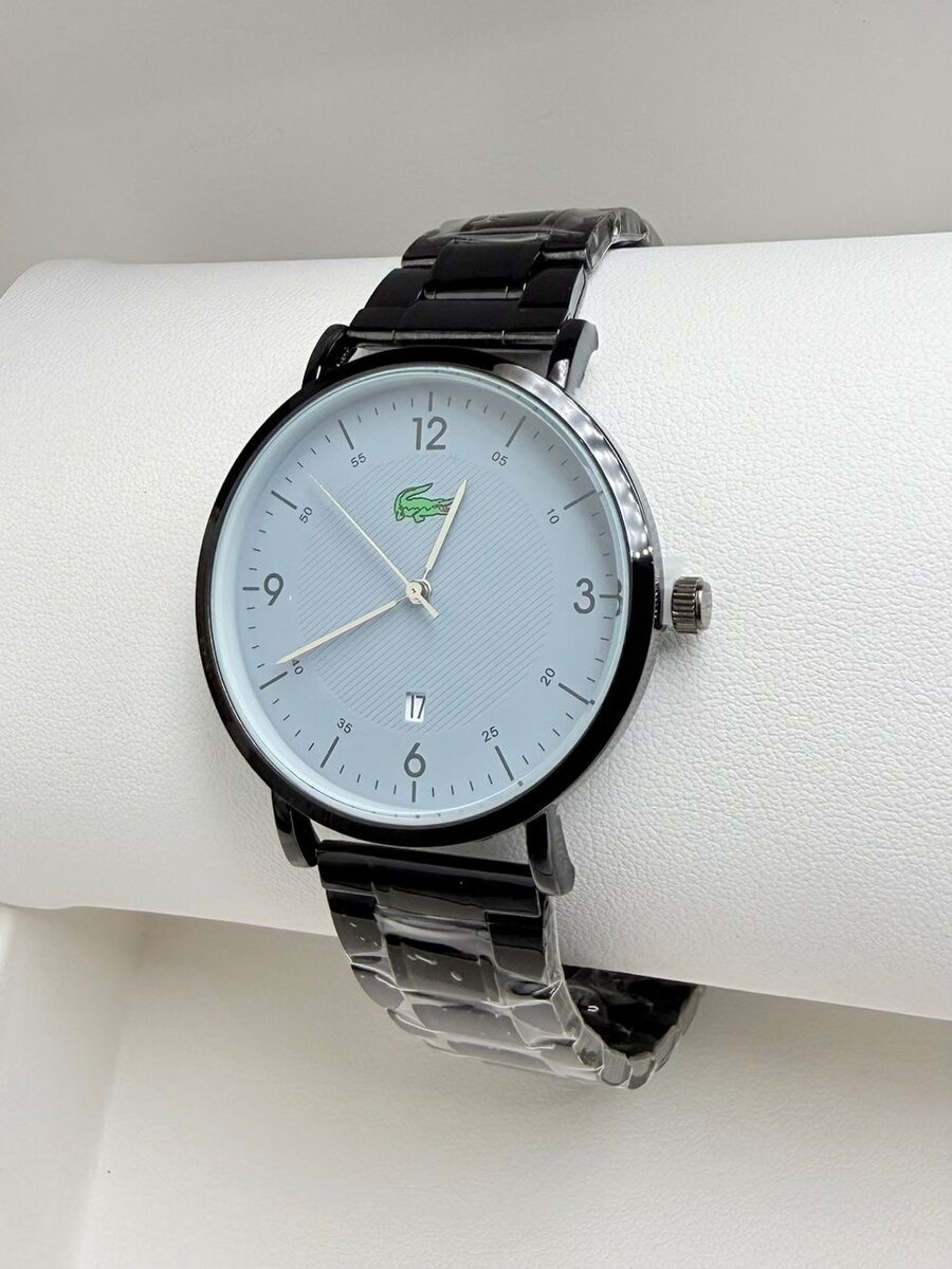 Montre élégante Lacoste