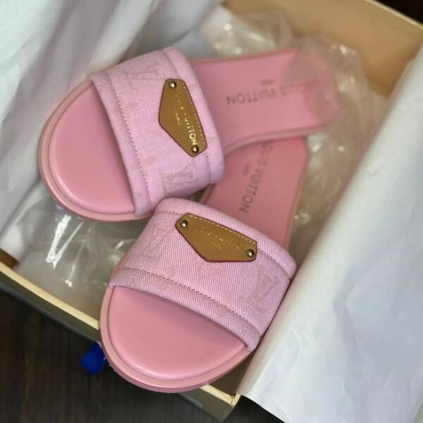 Sandales roses élégantes