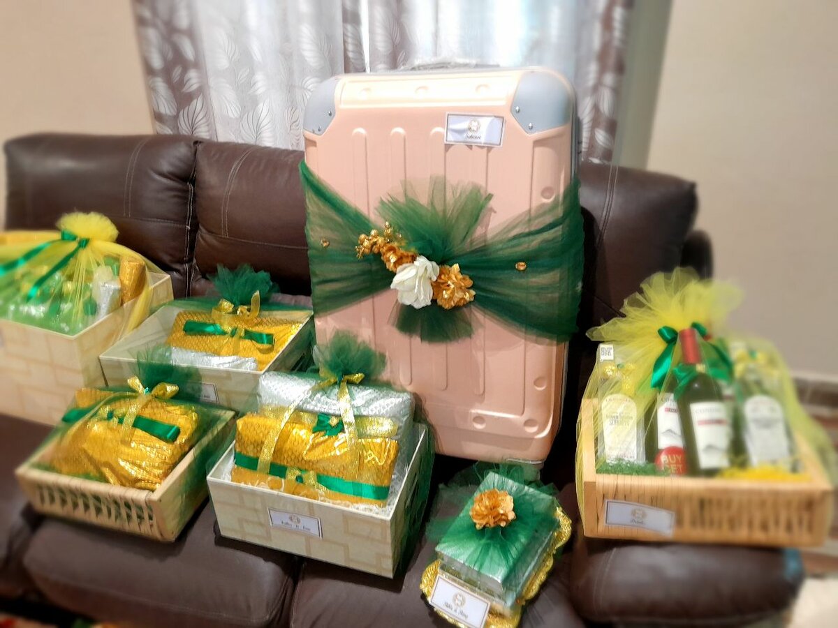 Beautiful Engagement Dowry wrapping
