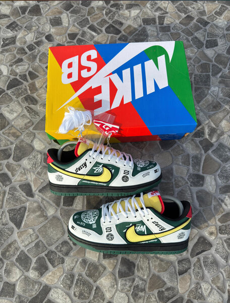 Nike Sneakers Colorés