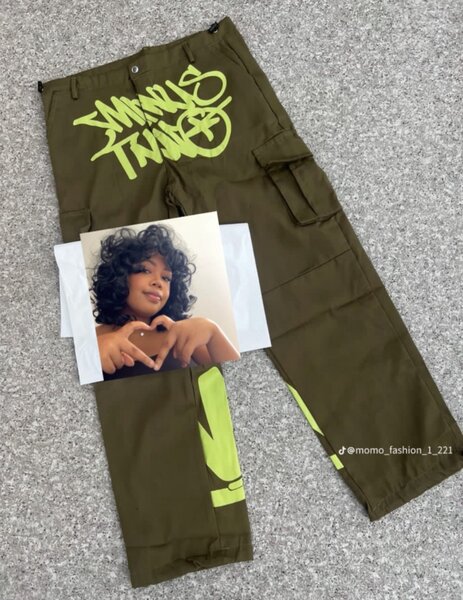 Pantalons cargo graphiques