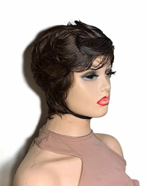 Perruque courte synthétique chic