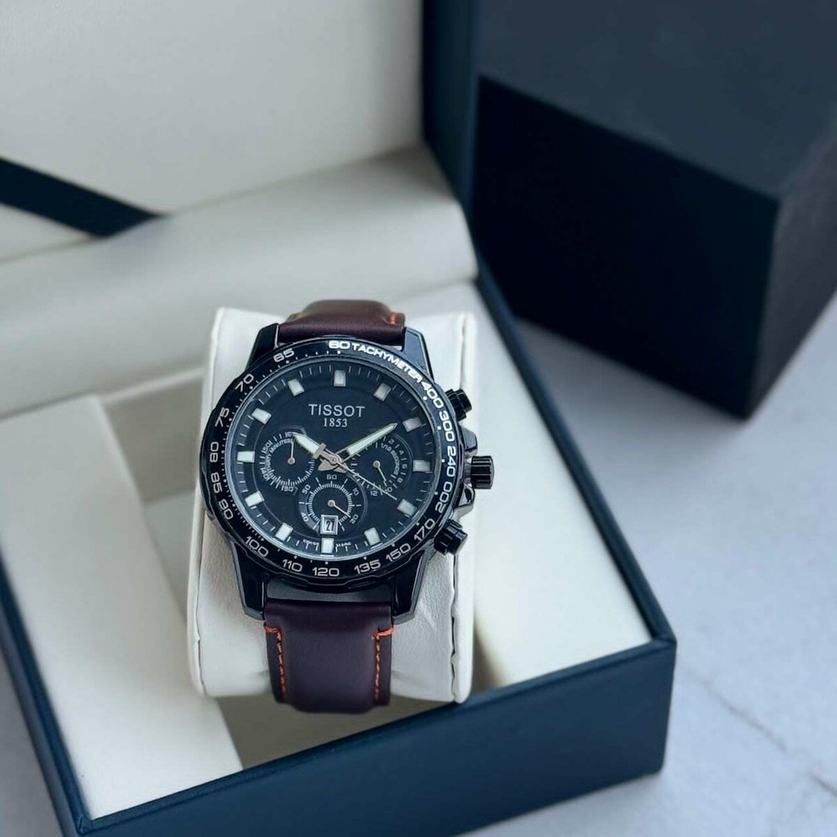 Super quality leather watches