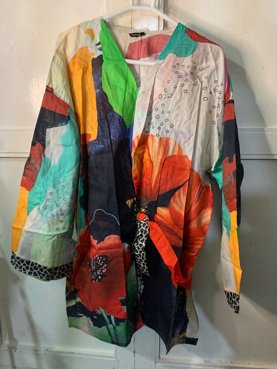 Sapphire medium 2 piece one wash done only