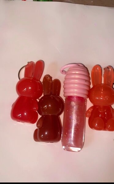 GlossPorte-clés lapins colorés