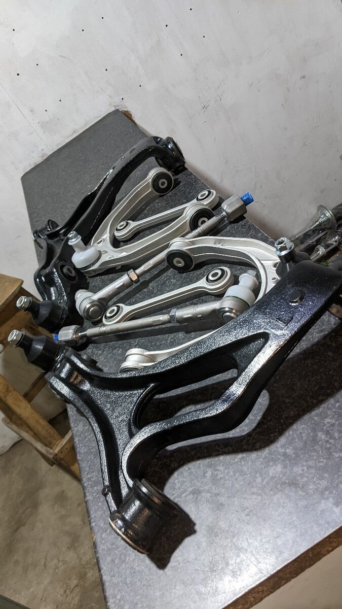 Fully Suspension Kit VW Touareg V10 & Porsche Cayenne 2015