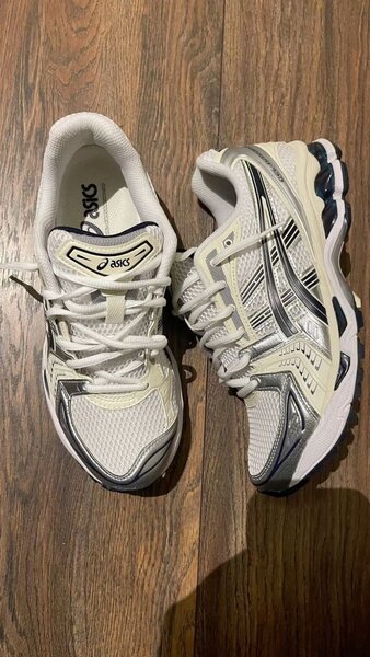 Baskets de course Asics