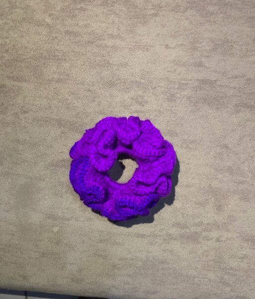 Chouchou en crochet violet