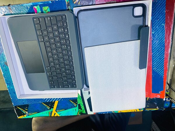 iPad Pro Case with keyboard