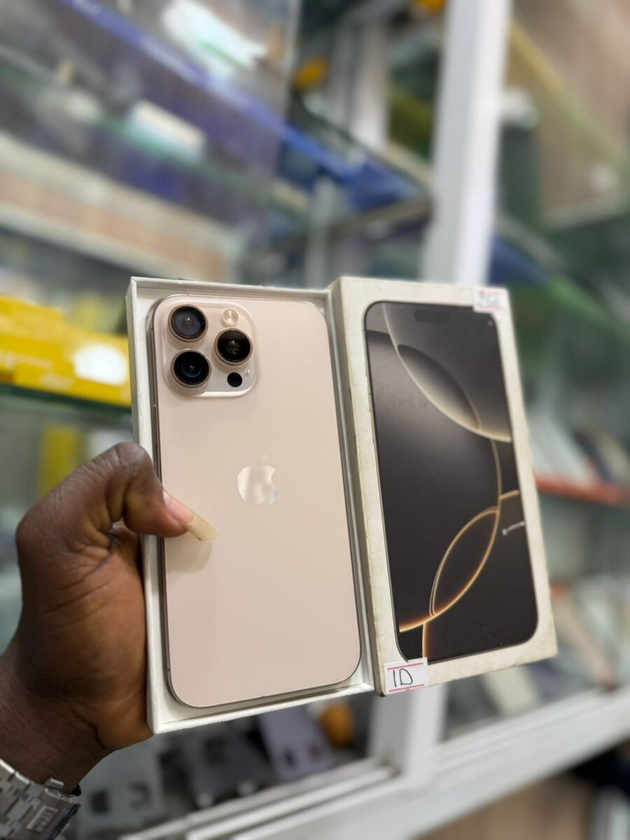 iPhone 16 Pro Max 256GB Doré