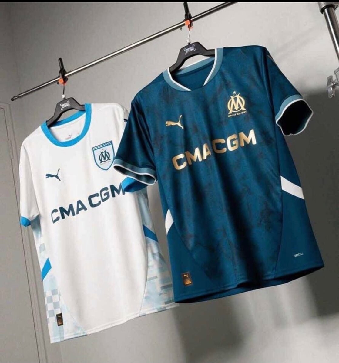 Maillot disponible ( pro; original ; authentique)