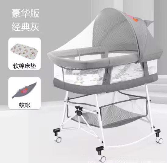 Berceau pour bébé avec toit