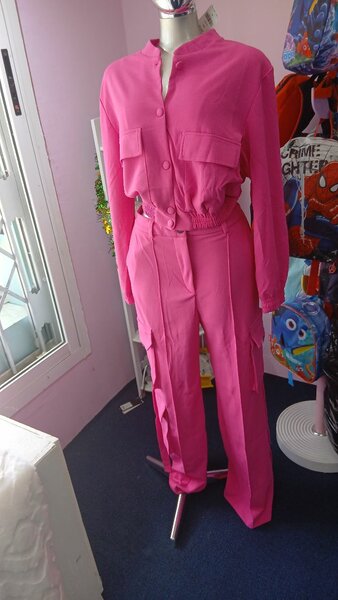 Combinaison rose élégante