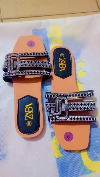 Sandales à perles élégantes