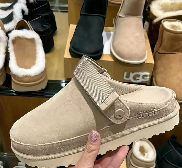 Mules en cuir élégantes