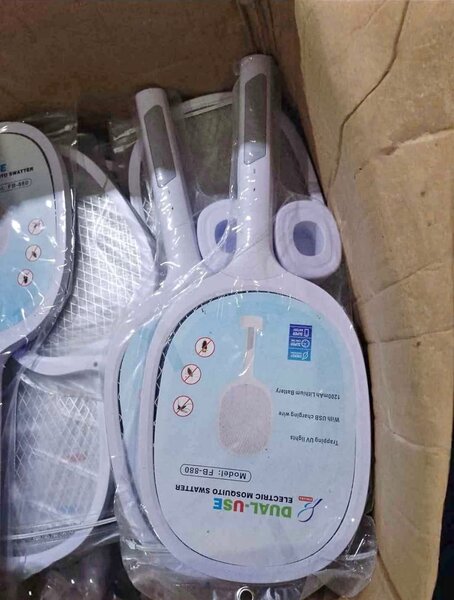 Raquette anti-insectes rechargeable USB