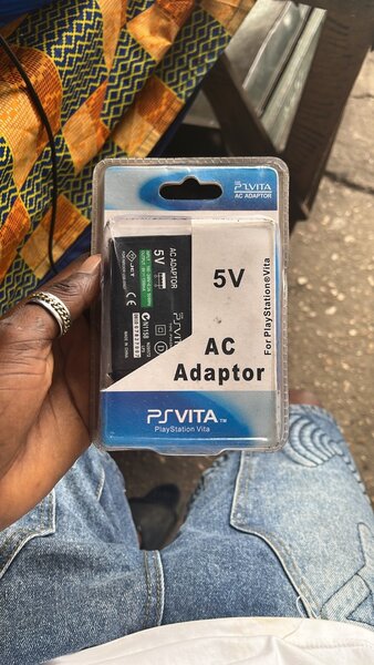 Chargeur ps vita