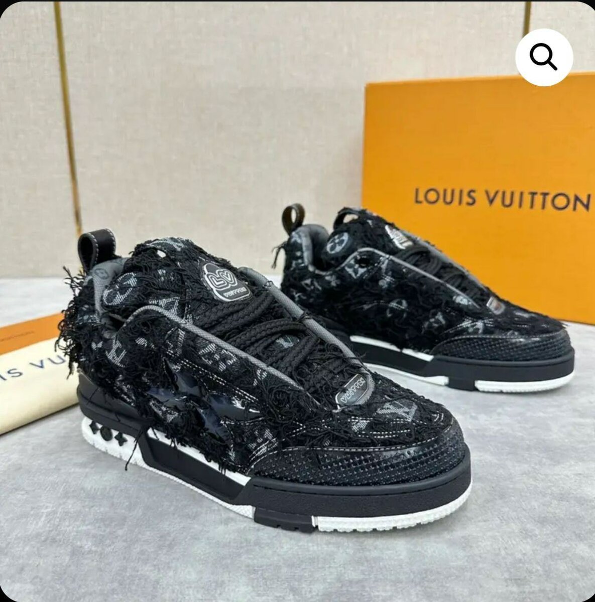 Louis Vuitton Sneakers