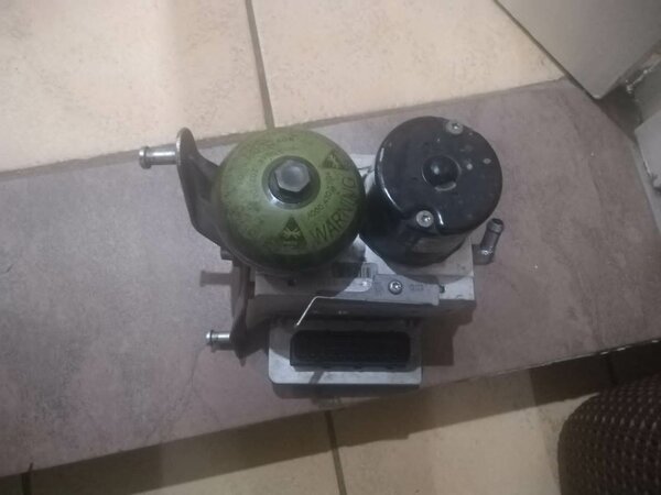 Mercedes Benz E Class ABS pump