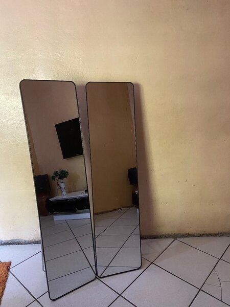 Stand alone mirrors