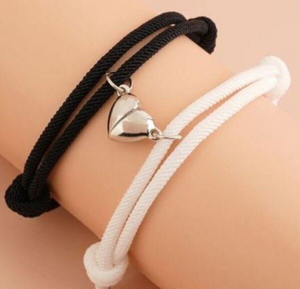 Bracelets en corde cœur