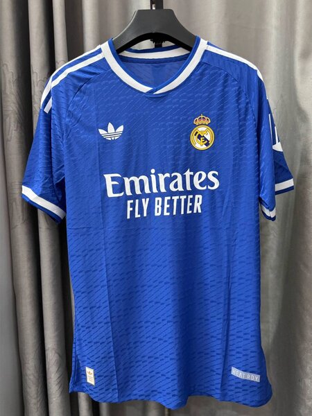 3 maillots Real Madrid T-shirt