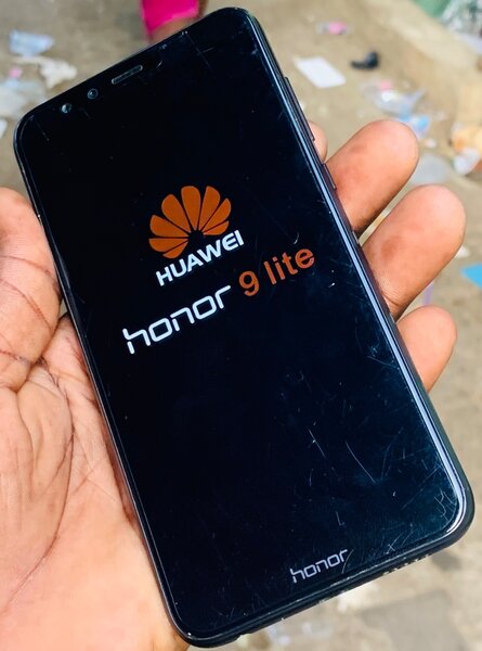 HUAWEI HONOR 9 LITE 128GB/6GB DE RAM 2SIM 4G QUASI NEUF