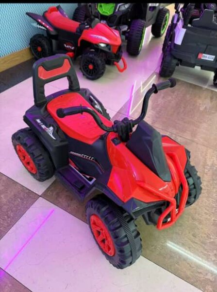 Quad électrique enfant rouge