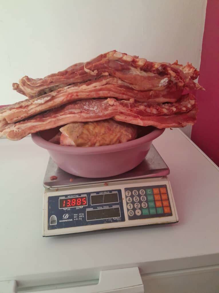 Poitrine de porc fraîche