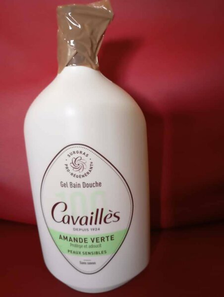 Gel douche Rogé Cavaillès amande verte