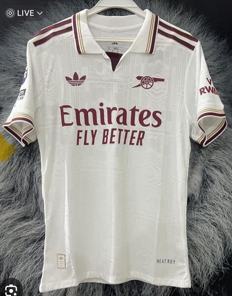 Maillot de football blanc