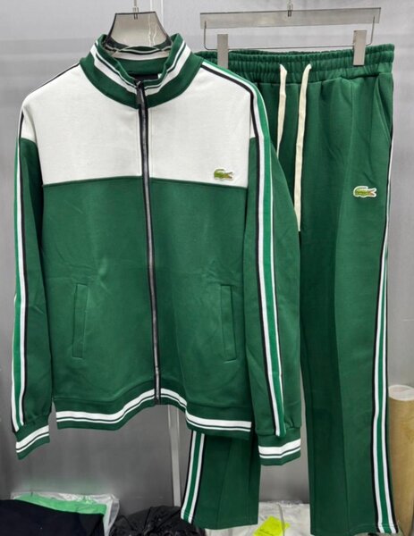 Ensemble de sport Lacoste