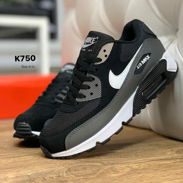 High quality and comfortable sneakers Nike Air Max
