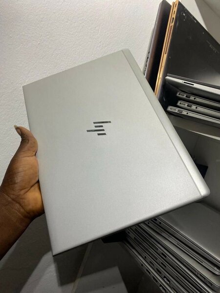 CORE I7 HP ELITEBOOK 840 G5