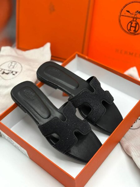 Hermes slippers