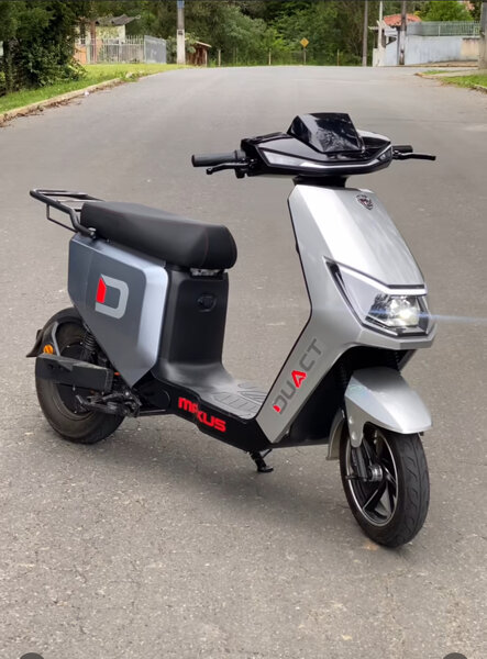 Scooter électrique MEVUS