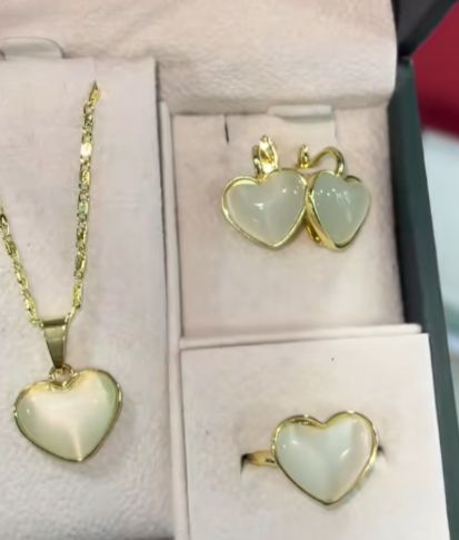 Зергер буюмдардын топтому