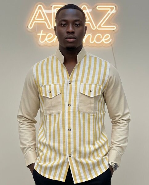 Chemise à rayures élégante