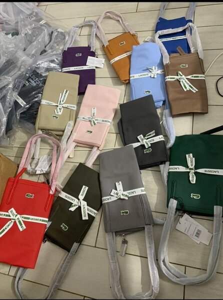 Sac à main tendance Lacoste