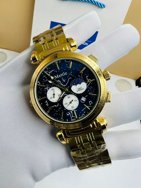 Montre homme dorée élégante