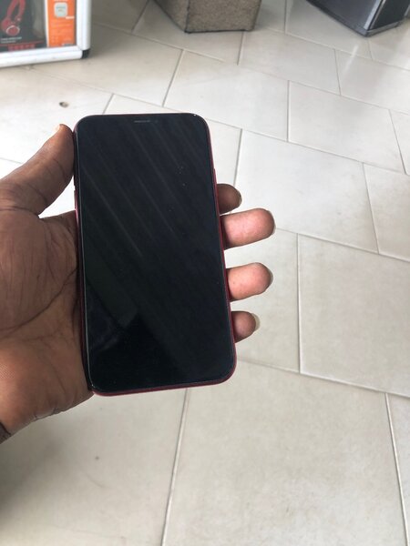iPhone Xr 64 gig uk  used