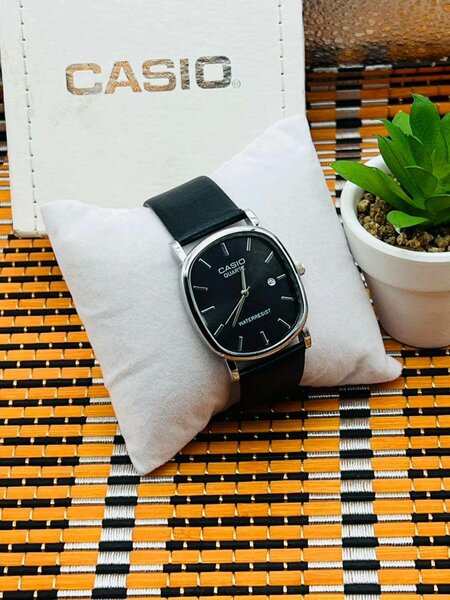 Montre Casio classique homme