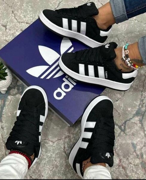 Baskets Adidas noires